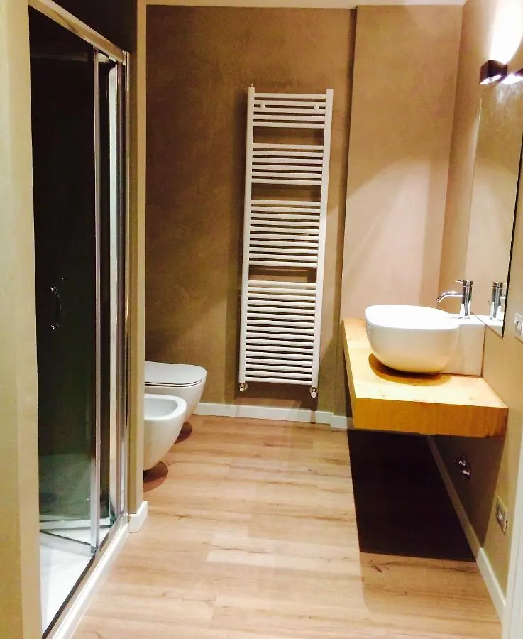 بيت ضيافة Moira Rooms بيرغامو